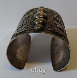 Amazing Extra Wide Vintage Navajo Indian Whirling Log Arrow Silver Cuff Bracelet