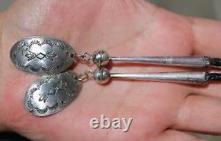 Beautiful Vintage Navajo Stamped Sterling Concho Leather Matching Tips Bolo Tie