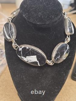 Breathtaking Native American Navajo White Buffalo Sterling Silver Links Toggle B