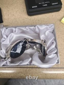 Breathtaking Native American Navajo White Buffalo Sterling Silver Links Toggle B