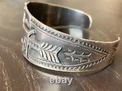 Fine Old Fred Harvey Hybrid Sterling Silver Cuff With Horse & Arrow Appliques