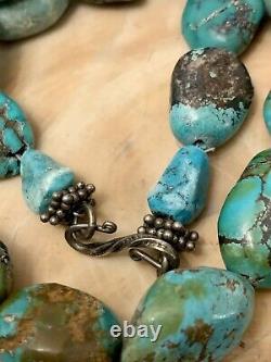 Gorgeous Vintage Natural Turquoise Beaded Native American Navajo Necklace