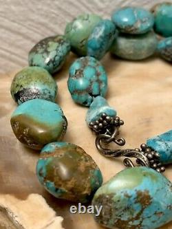 Gorgeous Vintage Natural Turquoise Beaded Native American Navajo Necklace
