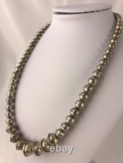Hand Stamped Bench Navajo Pearls Graduated Sterling Silver Bead Necklace 19
