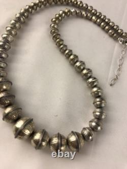 Hand Stamped Bench Navajo Pearls Graduated Sterling Silver Bead Necklace 19