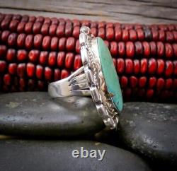 Large Women's Native American Navajo Sterling Silver Turquoise Ring Size 8