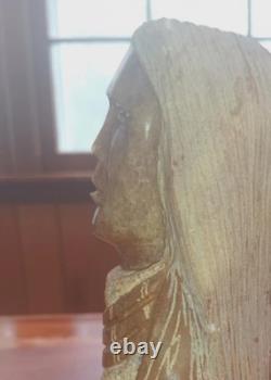 NATIVE AMERICAN Navajo Alabaster CARVED STONE INDIAN by Artist ROLAND BEYALE'96 NATIVE AMERICAN Navajo Alabaster CARVED STONE INDIAN by Artist ROLAND BEYALE'96