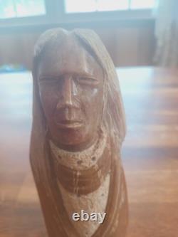 NATIVE AMERICAN Navajo Alabaster CARVED STONE INDIAN by Artist ROLAND BEYALE'96