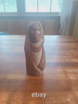 NATIVE AMERICAN Navajo Alabaster CARVED STONE INDIAN by Artist ROLAND BEYALE'96