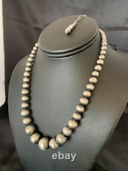 Native Amer Navajo Pearls Grad Sterling Silver Round Seamless Bead Necklace 18