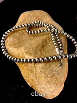 Native American 5mm Sterling Silver Beads Navajo 24 Hook & Eye Cone Necklace