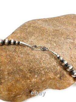 Native American 7mm Sterling Silver Navajo Pearls 15 Hook & Eye Cone Necklace