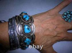 Native American NAVAJO Sterling Silver Natural Blue TURQUOISE GEM Cuff Bracelet