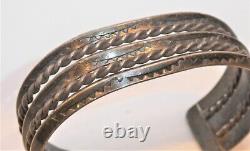 Native American Navajo Cuff Bracelet Carinated Twist Sterling Silver Stamped