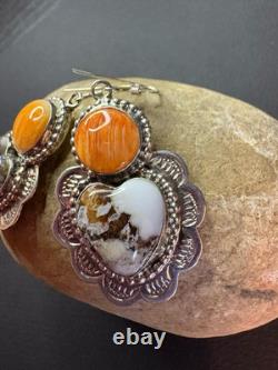 Native American Navajo Heart Wildhorse With Round Orange Spiney Oyster Shell