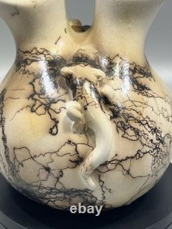 Native American Navajo Horse Hair Etched Lizard Wedding Pottery Vase Signed 8