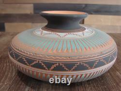 Native American Navajo Indian Hand Etched & Hand Painted Pottery M. Charlie