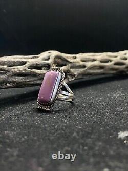 Native American Navajo Lavender Lepidolite Sterling Silver Ring Size 7.75