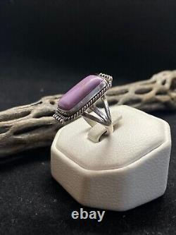 Native American Navajo Lavender Lepidolite Sterling Silver Ring Size 7.75