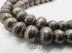 Native American Navajo Pearl Antique Bead Necklace 18.5 L Floral Pattern #1