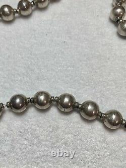 Native American Navajo Pearls 26 Sterling Silver Bench Bead Necklace 108 Gram