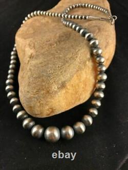 Native American Navajo Pearls Graduated Sterling Silver Bead Necklace 20 341