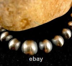 Native American Navajo Pearls Graduated Sterling Silver Bead Necklace 21Sale A8