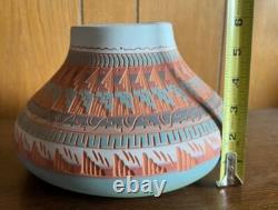 Native American Navajo Pottery Vase Signed Jimmy Woods