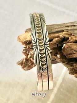 Native American Navajo SS 925 cuff with 14 kt overlay, nice design, maker HT 20gr