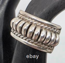 Native American Navajo Signature Ribbed Sterling Silver Ring Size 7