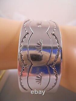 Native American Navajo Signed Feather Symbol Sterling Silver Cuff Bracelet 7