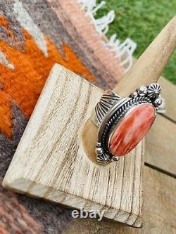 Native American Navajo Spiny And Sterling Silver Ring Size 8.5