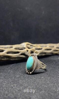Native American Navajo Sterling Silver Fox Turquoise Ring Size 7.5 signed