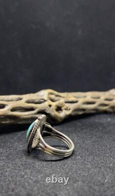 Native American Navajo Sterling Silver Fox Turquoise Ring Size 7.5 signed