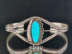 Native American Navajo Turquoise and Leaf Sterling Bracelet Size 6.25