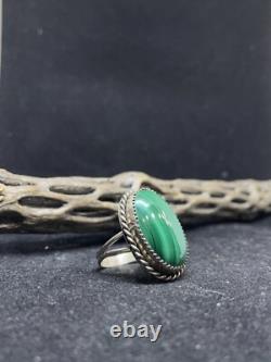 Native American Navajo malachite Sterling Silver circular Ring Size 10