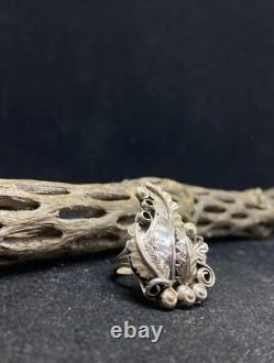 Native American Navajo plain sterling silver leaf ring size 8.75