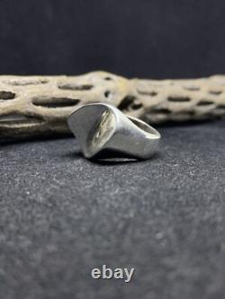 Native American Navajo plain sterling silver stamped ring size 9
