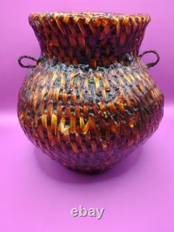 Native American Pitch Basket withHorse Hair Handles Navajo Museum Nice