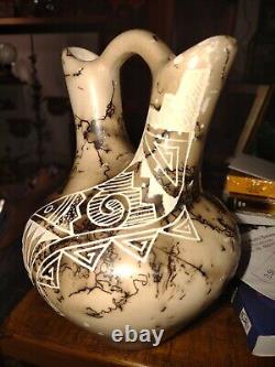 Native American Pottery Navajo Indian Horsehair Wedding Vase Hand Etched Signed