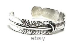 Native American sterling silver Navajo handmade Feather bracelet Mike Thomas
