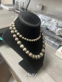 Native american navajo pearls necklace. 925 Sterling Silver 125G 30 Beaded