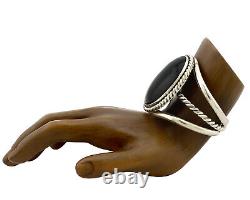 Navajo Bracelet. 925 Silver Black Onyx Artist Native American C. 90's