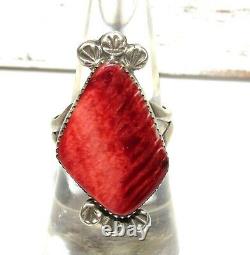 Navajo Red Spiny Ring Size 8 Sterling Silver Native American Signed