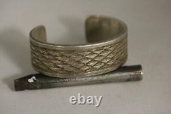 Navajo cuff bracelet, sterling silver, signed by Darrell Slim