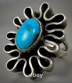 OLD PAWN Vintage Navajo Native American Sterling Silver Turquoise Ring UNIQUE