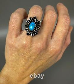 OLD PAWN Vintage Navajo Native American Sterling Silver Turquoise Ring UNIQUE