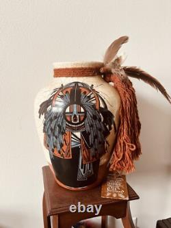 Pat Pauli Native American Large Vase Authentic. Navajo