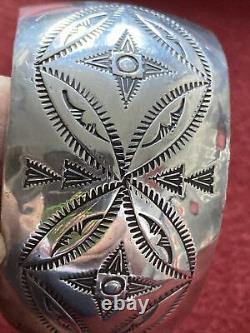 SUPERB VINTAGE NAVAJO RUG PATTERN STERLING SILVER WIDE CUFF BRACELET SIGNED 39g