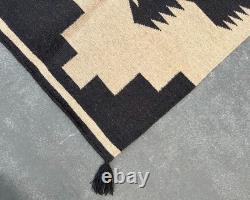Southwestern Navajo Kilim boho Wool Rug Handwoven Native American Aztec Area Rug Southwestern Navajo Kilim boho Wool Rug Handwoven Native American Aztec Area Rug